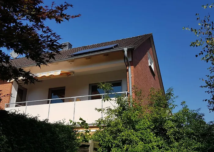 Modernes Apartment Im Gruenen, Mit Park- Und Meer-Naehe